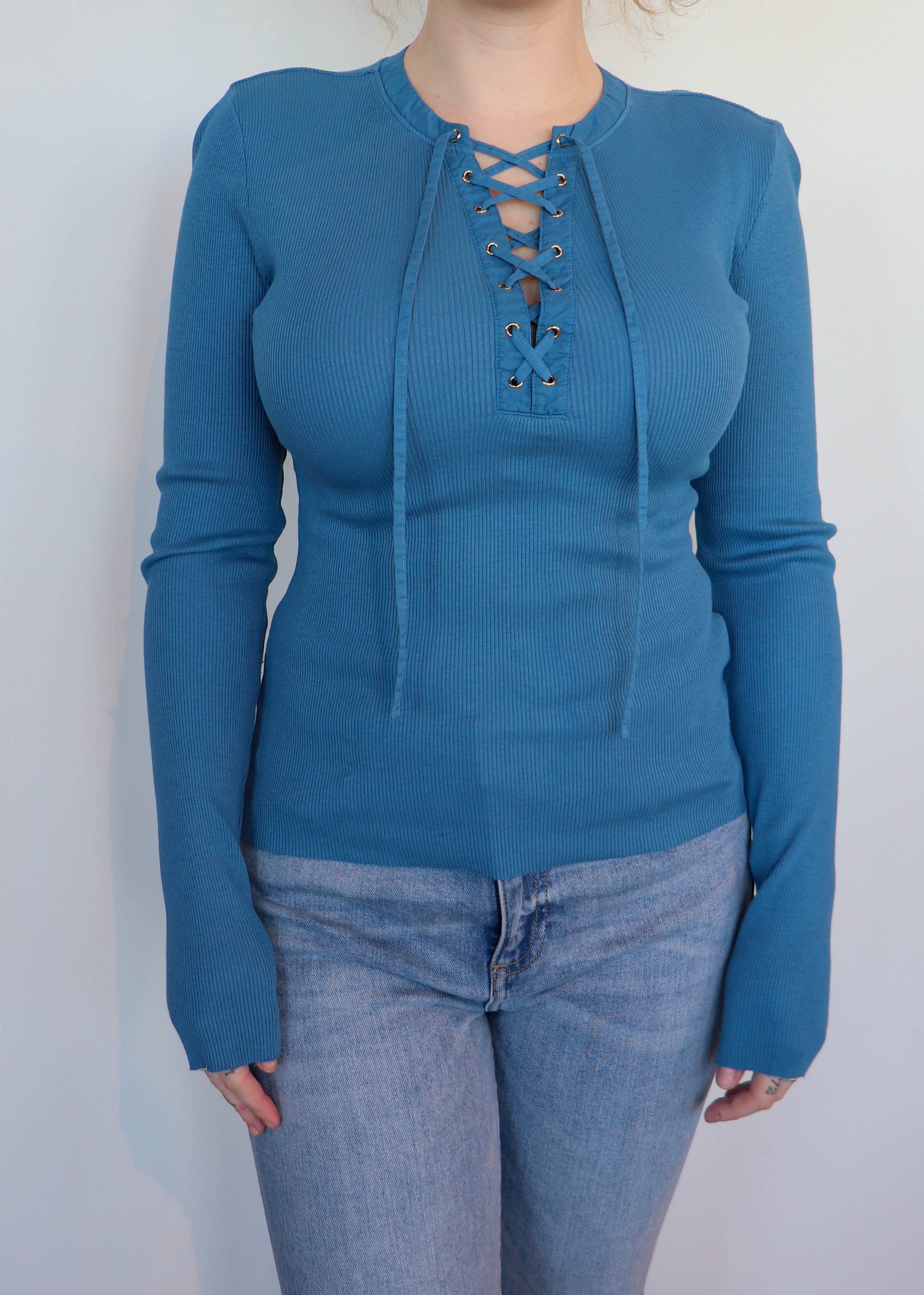 Kaia Lace Up Tee With Gold- Bluegrass