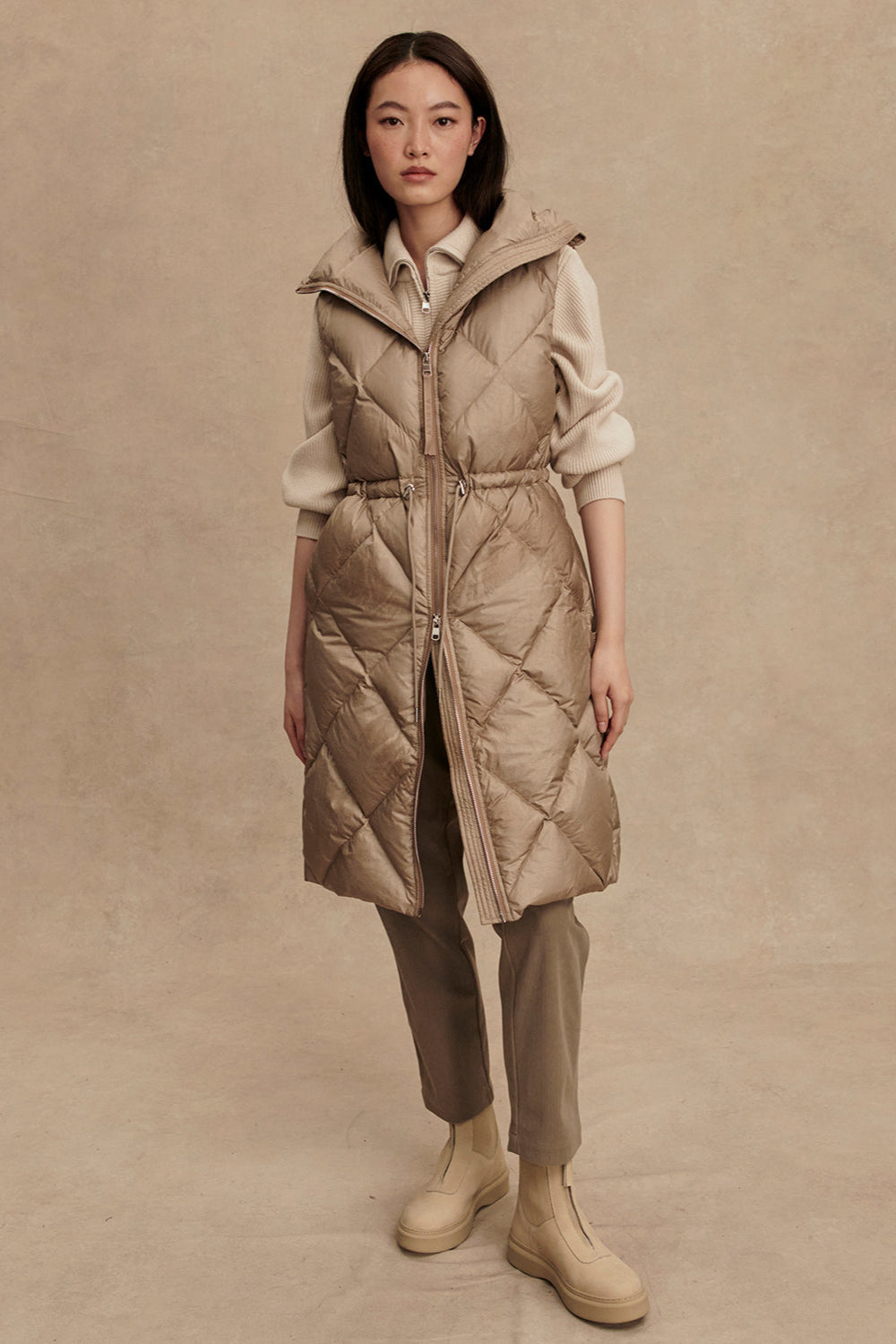 Naive Long Down Gilet- Portabella Metallic