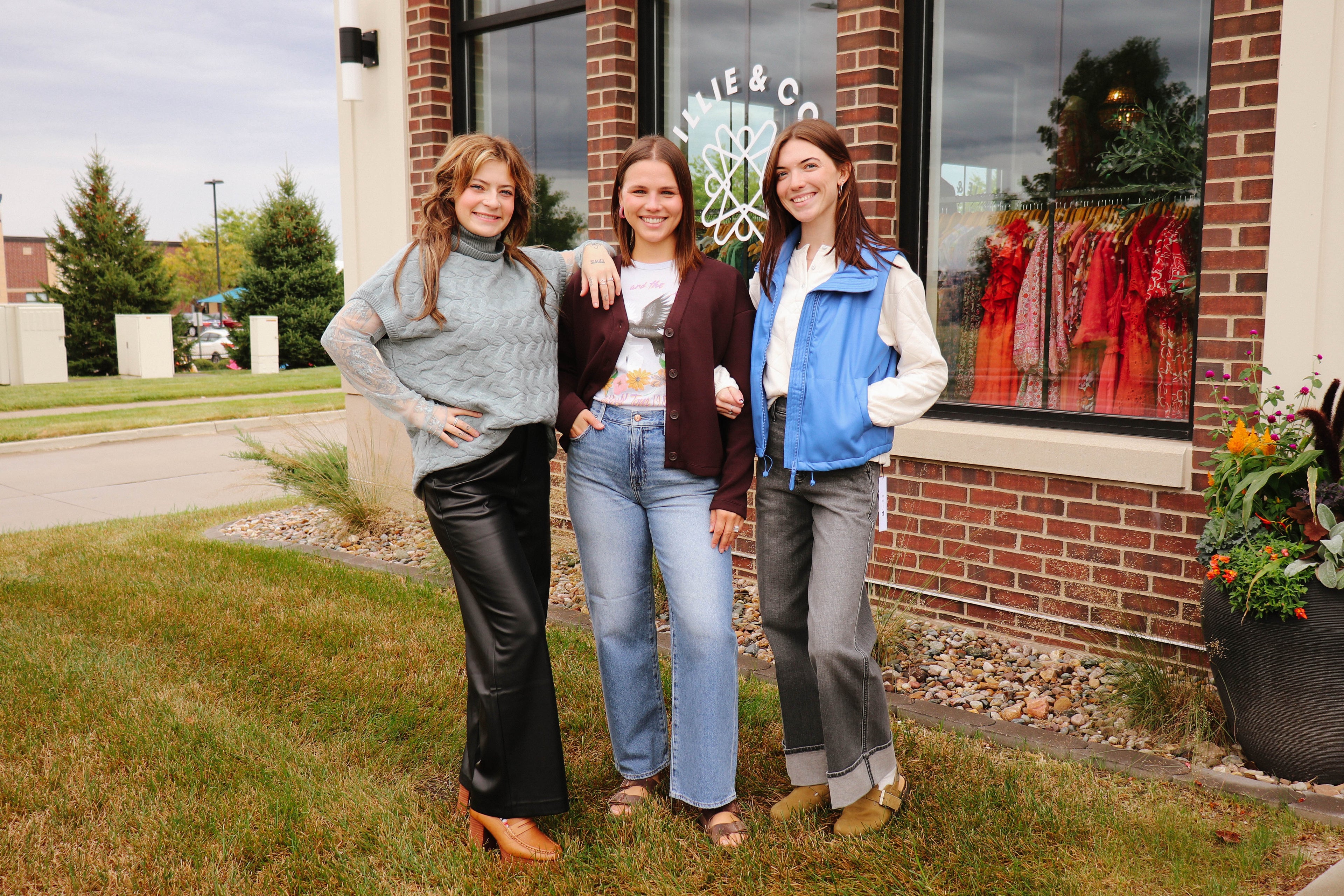 Style Guide: Transitioning Your Wardrobe from Summer to Fall