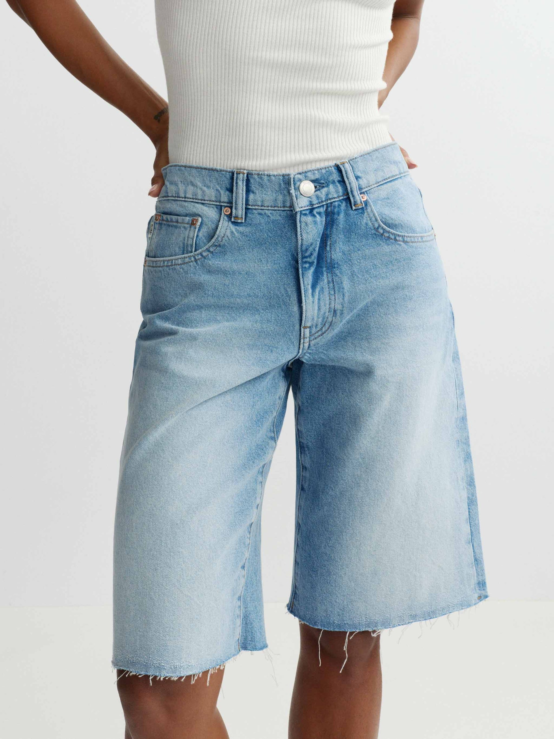 Abby Relaxed Jean Short Low Rise 13"- Bayside