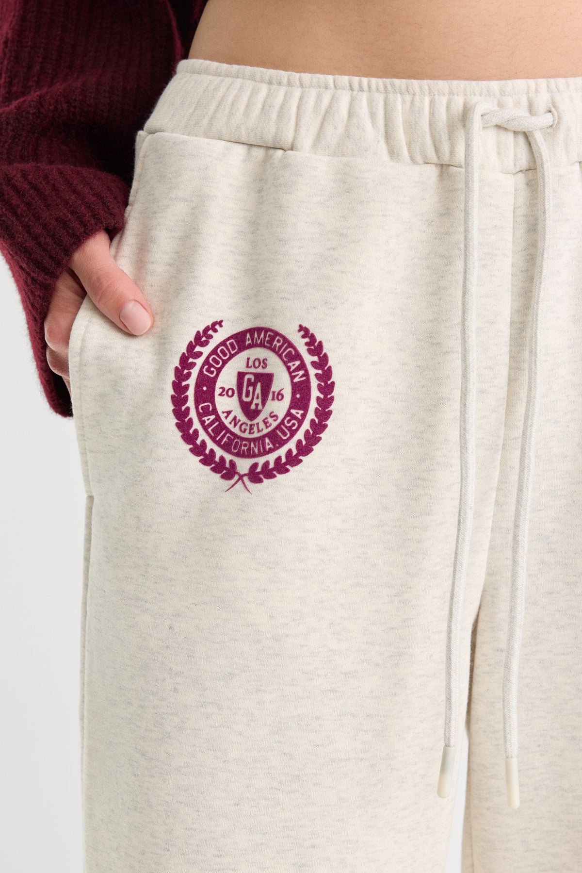 The Brushed Fleece Straight Leg Sweatpant in Oatmeal
