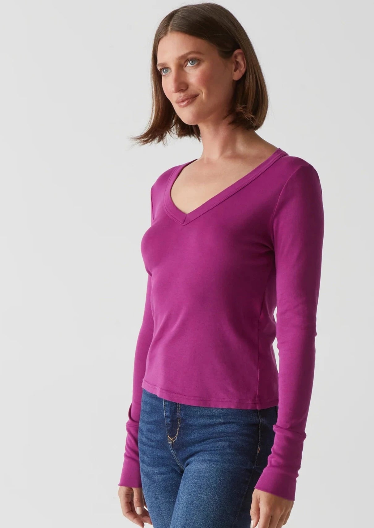Logan V-Neck Tee- Berry