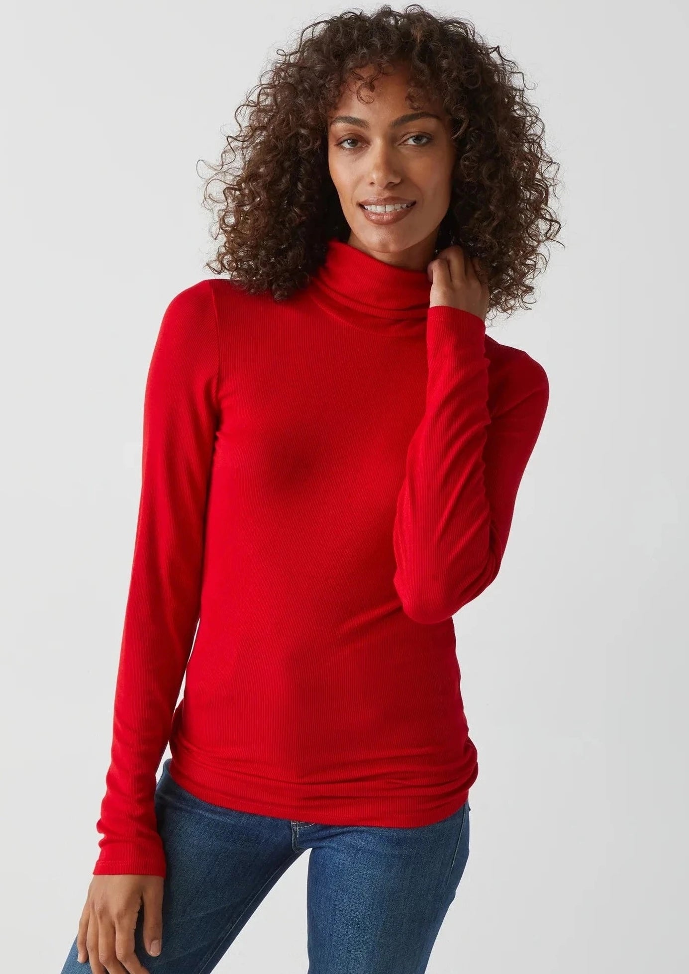 Gail Turtleneck- Cardinal Red