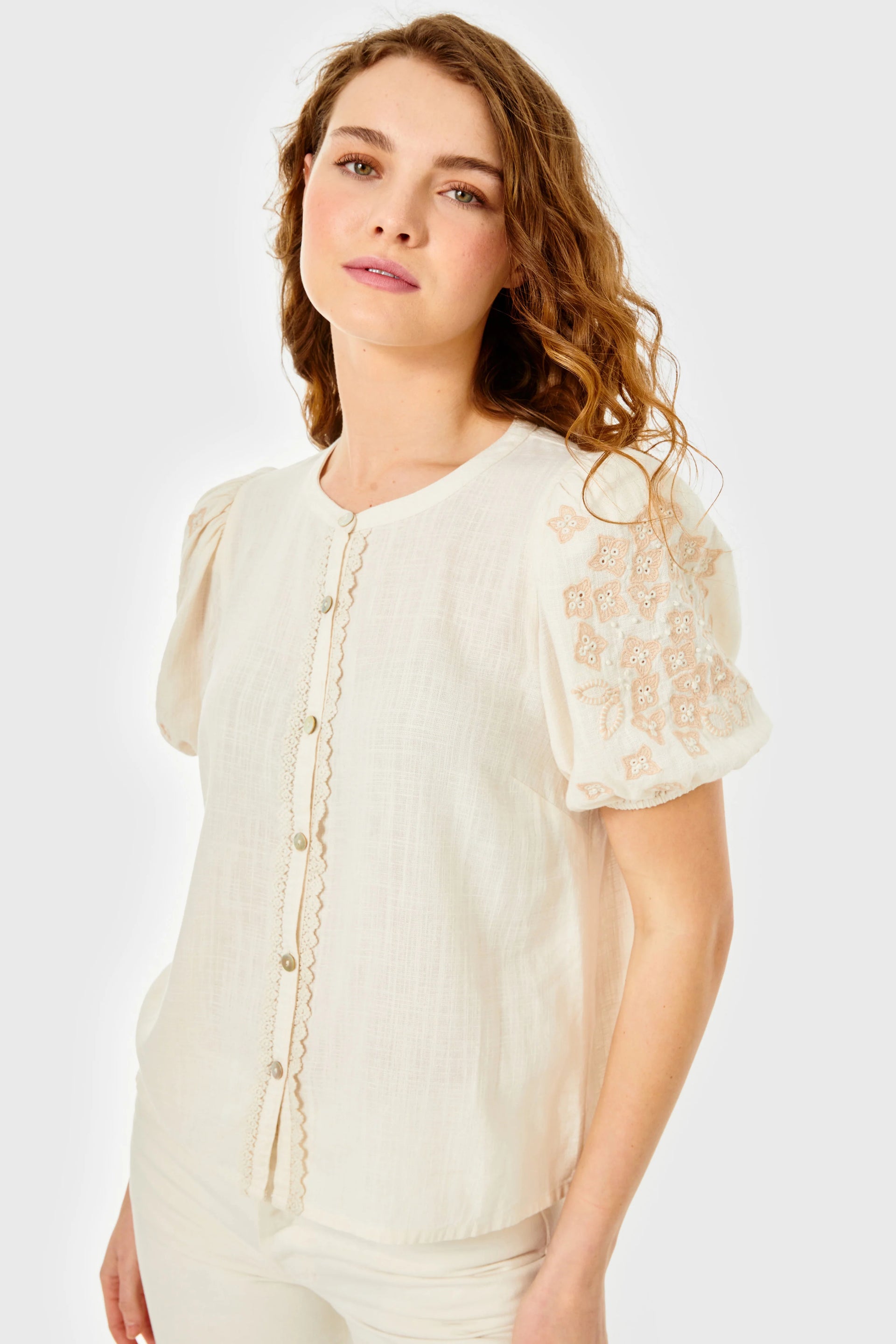 Adeline Top Linen- Gardenia