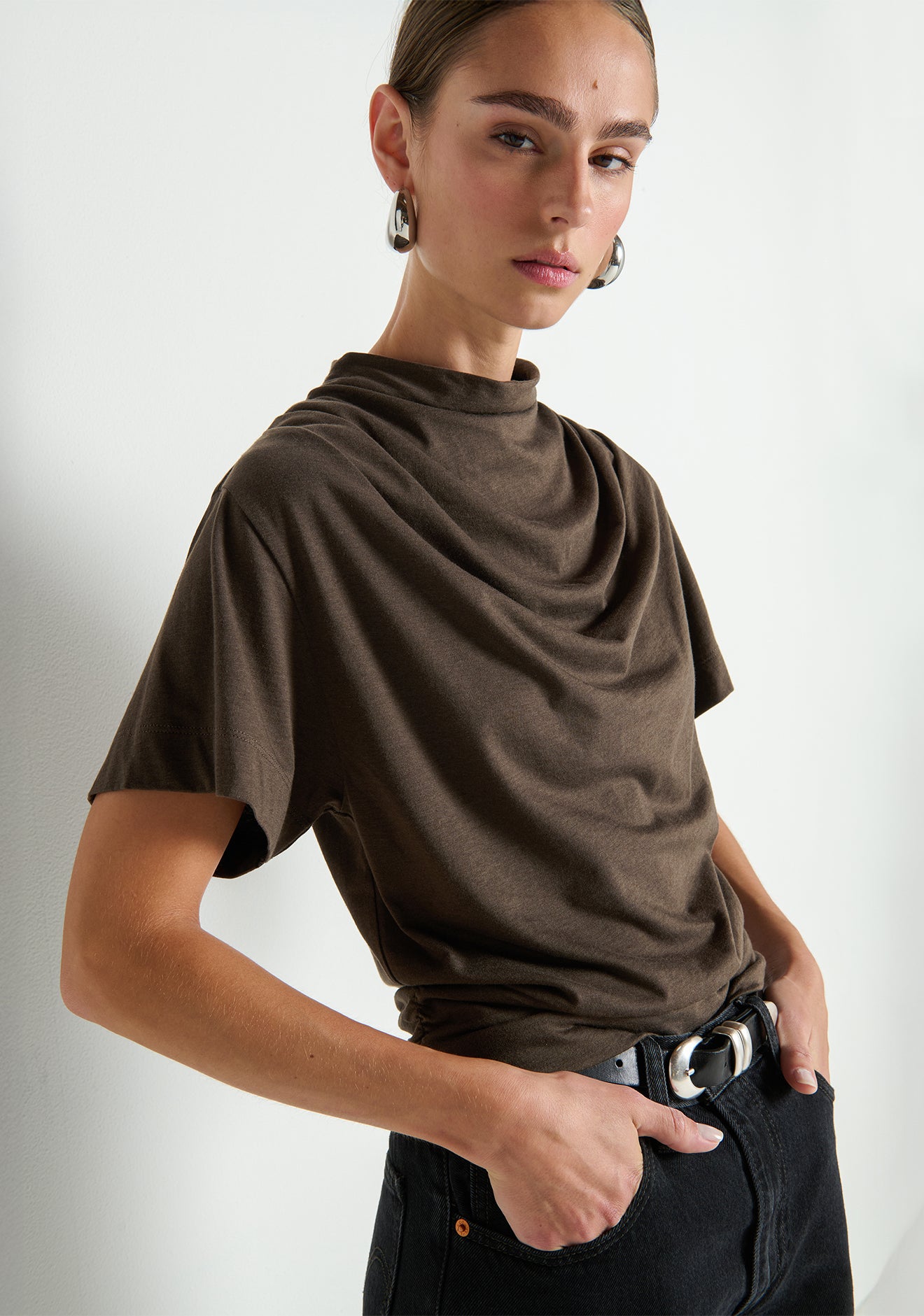 Daryl Cowlneck Tee- Espresso