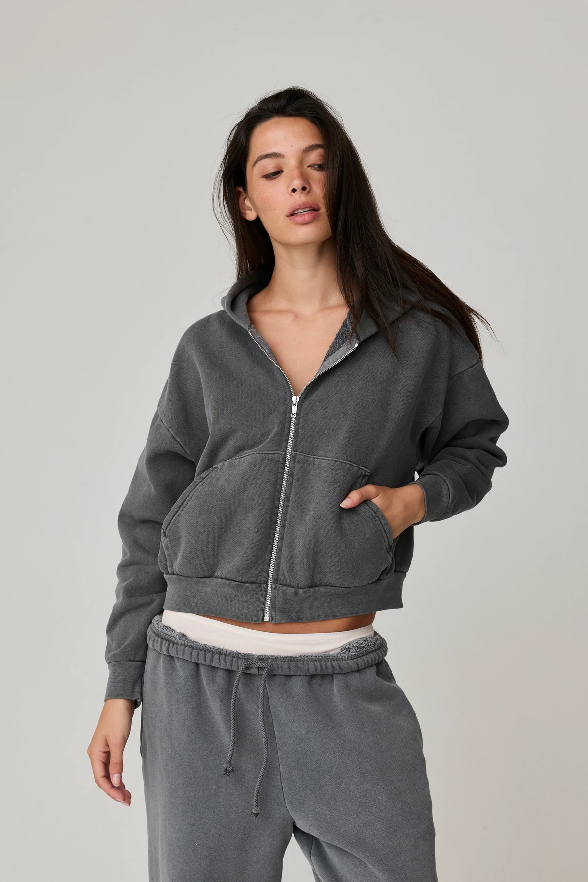 Sebi Zip-Up Hoodie in Vintage Black