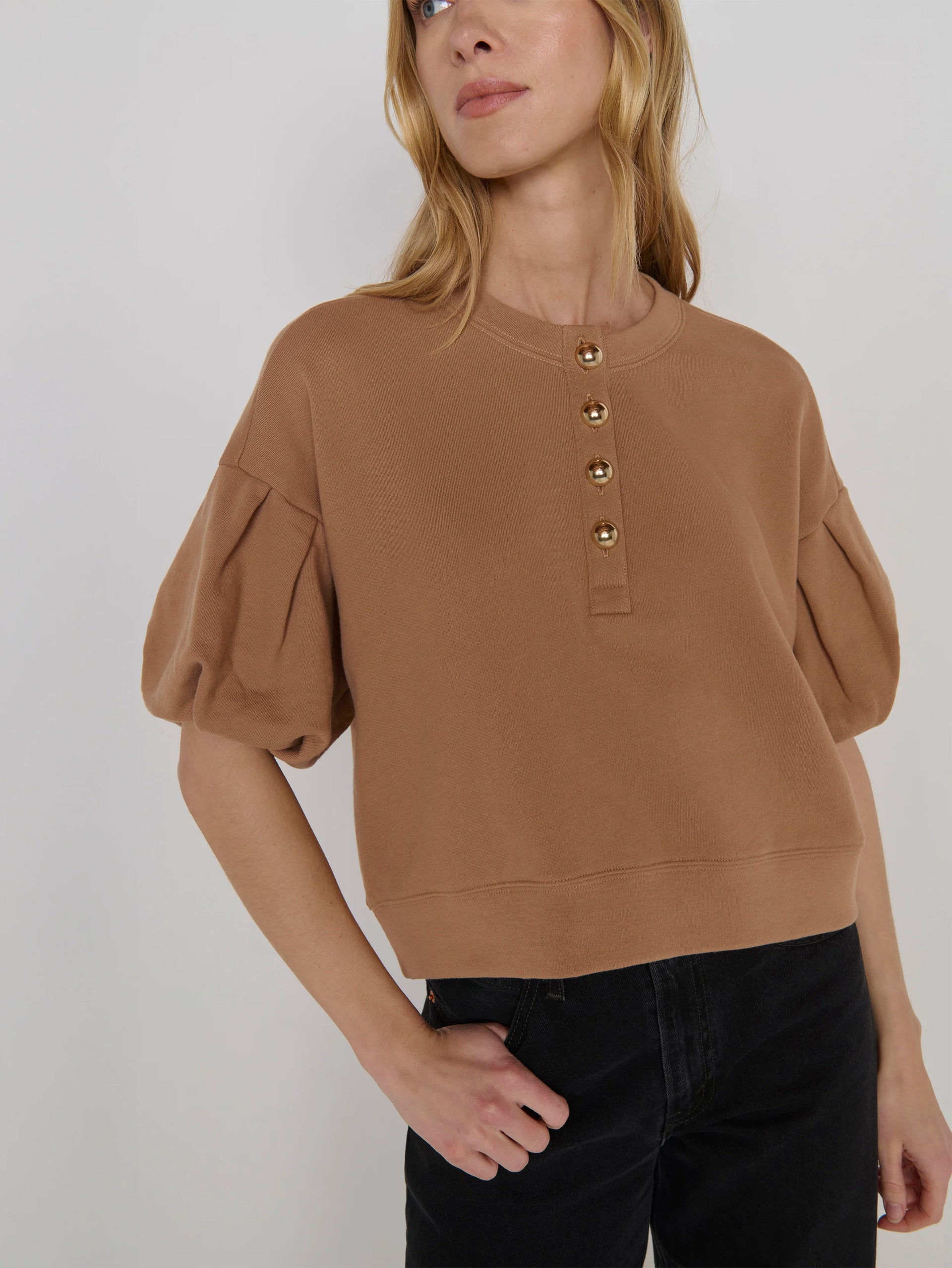 Nikki Sweatshirt- Palo Santo