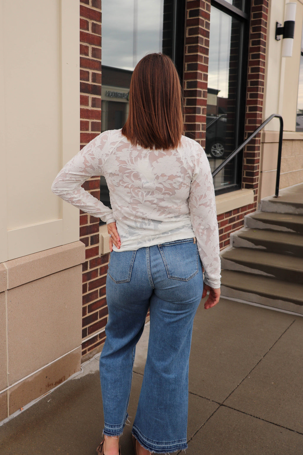 Cecelia Floral Long Sleeve Tee—Pale Oak