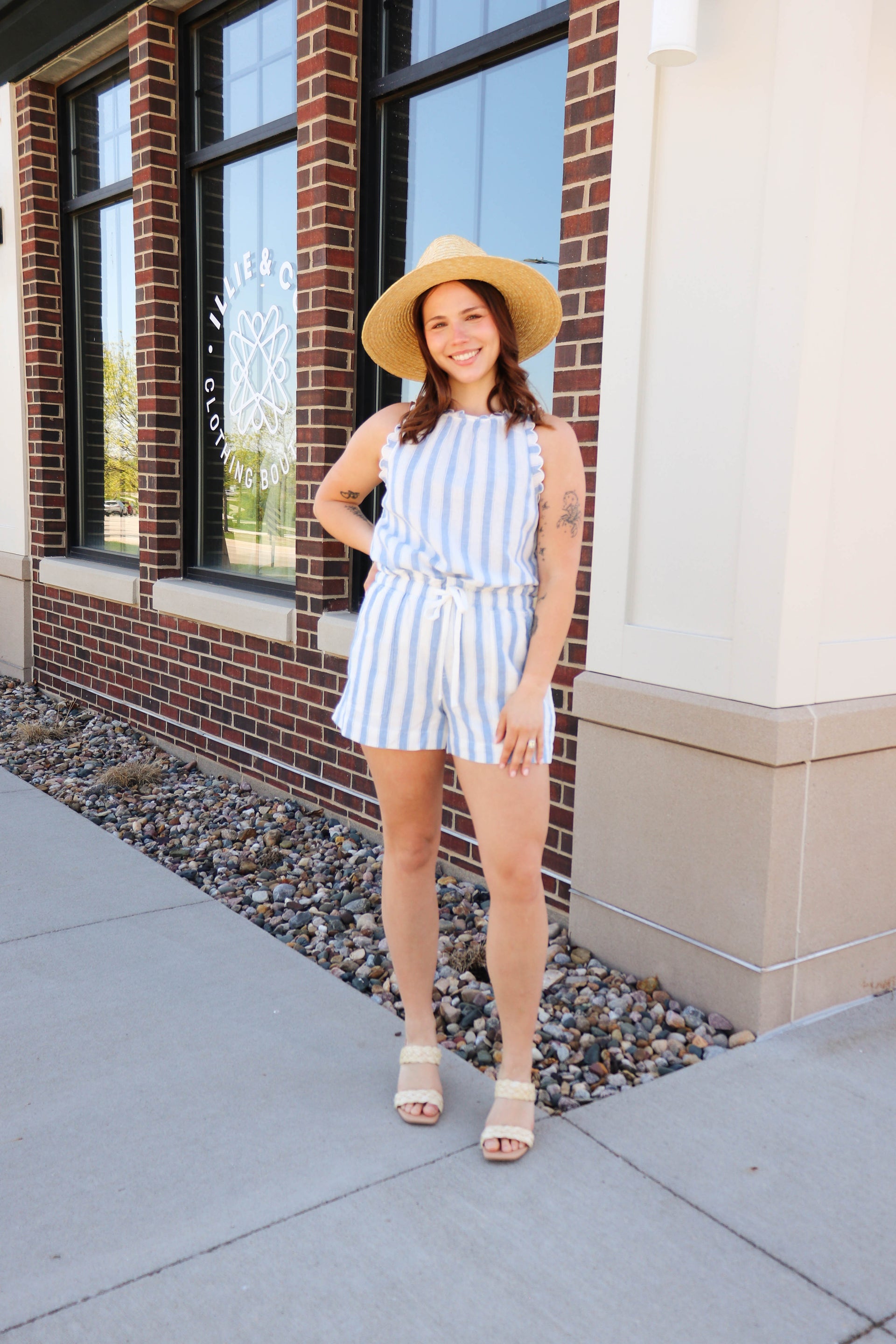 Kimy Scallop Tank Top- Light Blue Wide Stripe
