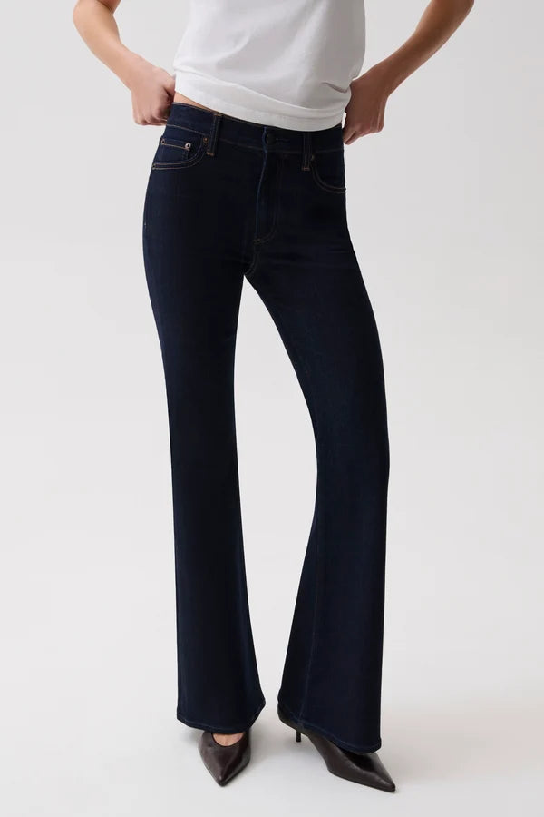 Kinsley Mid Rise Ultra Flare in Night Flight