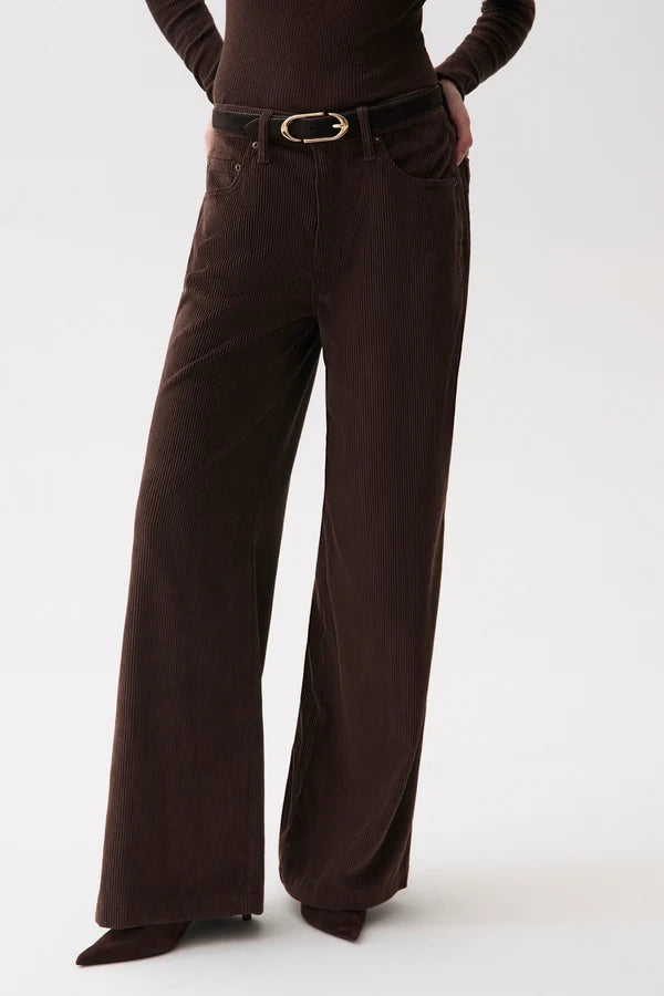 Jadyn Low Slung Palazzo in Mocha