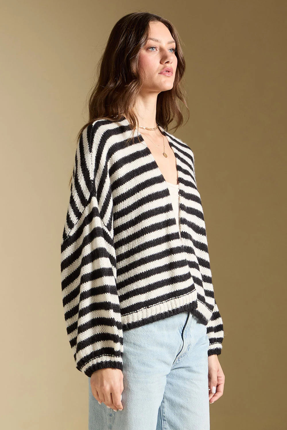 Aden Sweater- Black White