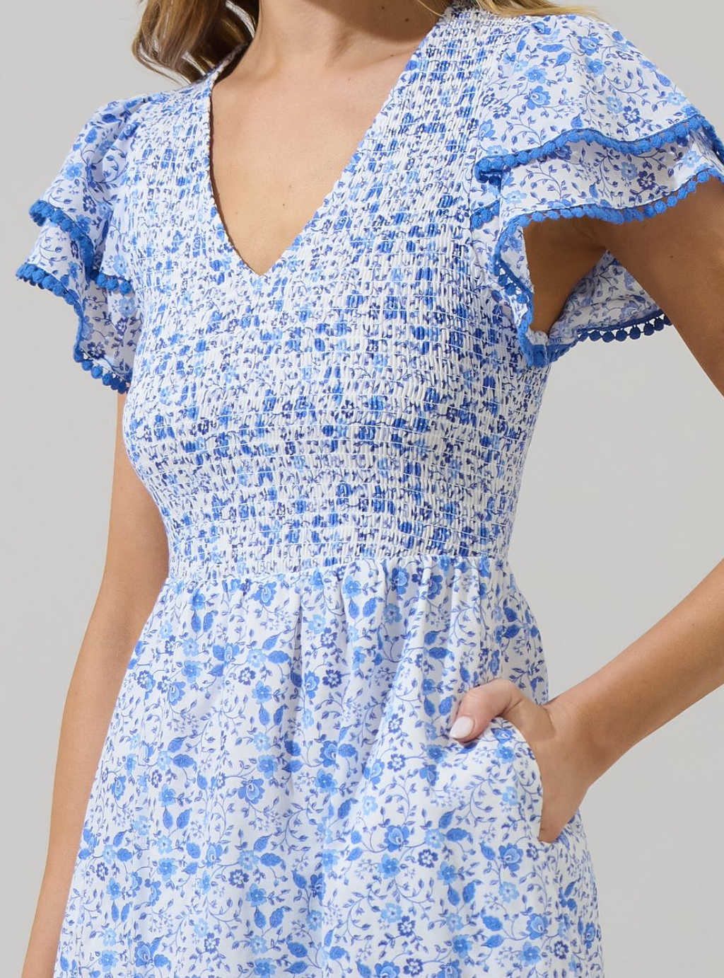 Maisie Floral Patte Tiered Midi Dress- Blue/White