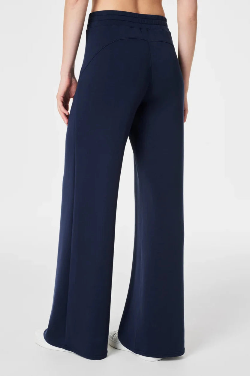 Air Essentials Wide Leg Pant- Navy