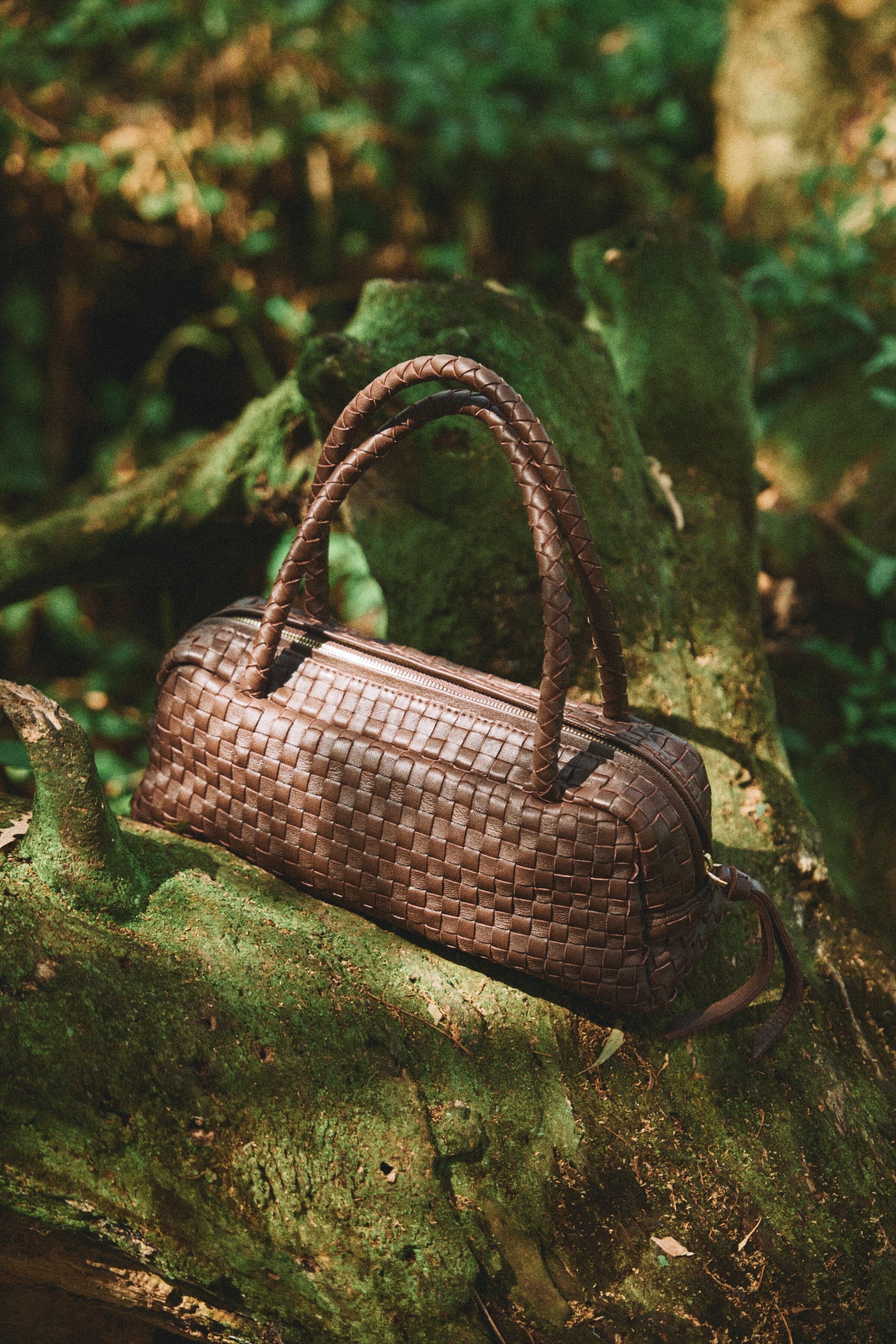 Calais Baguette Bag