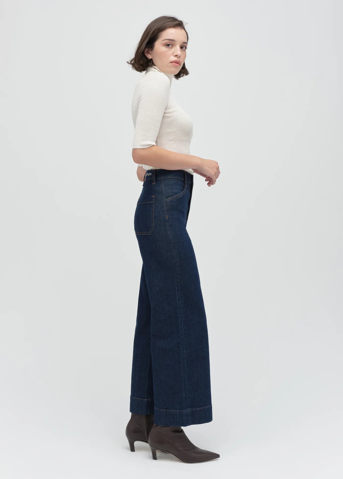 The Shortie Mischa Super High Rise Wide Leg- Pepper