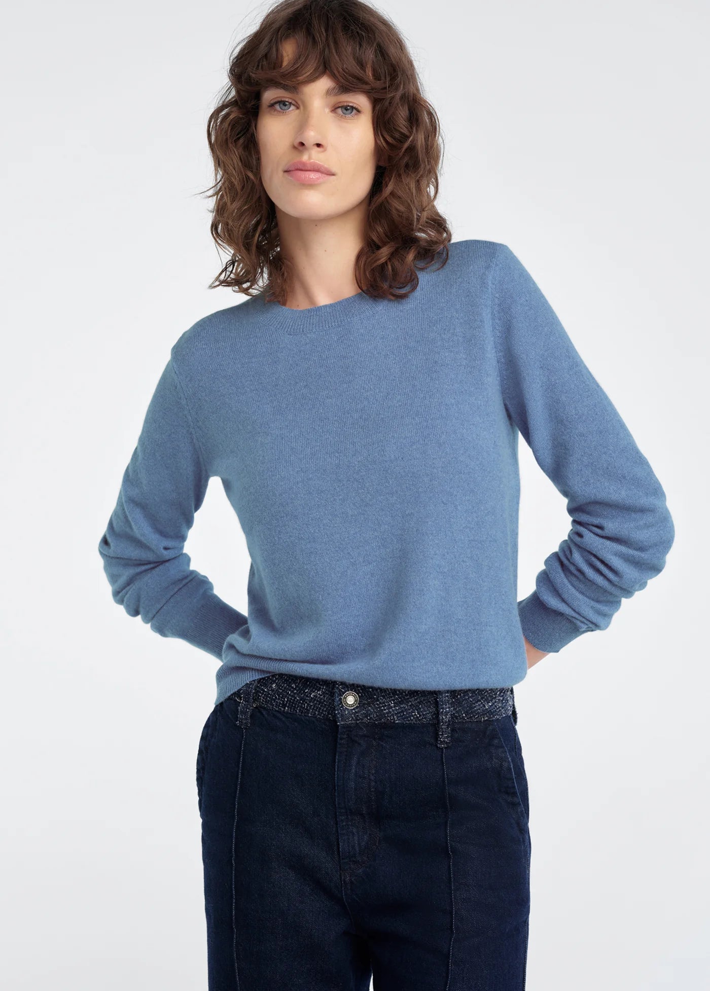 The Favorite Cashmere Crew-River Blue
