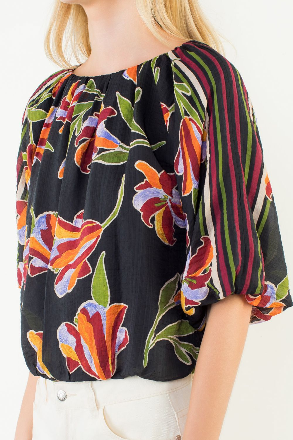 Puff Sleeve Bubble Hem Blouse- Black Floral