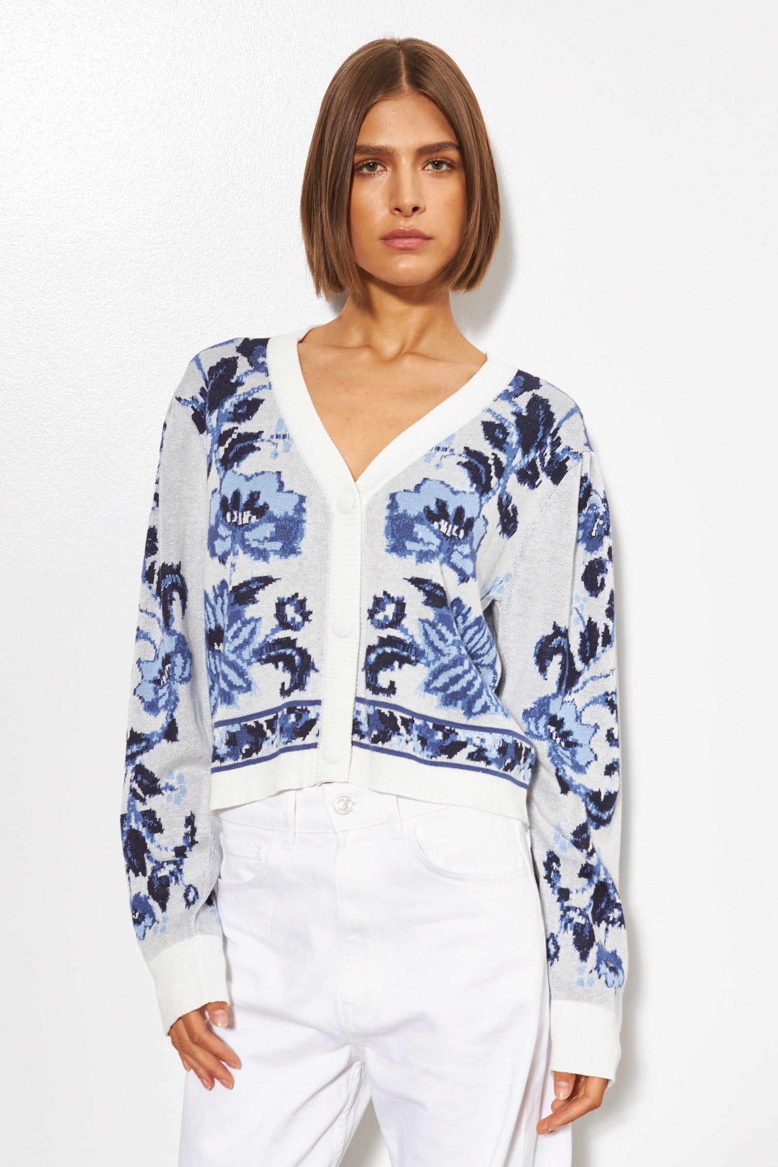 Polly Floral Cardigan- Bluebell Bouquet