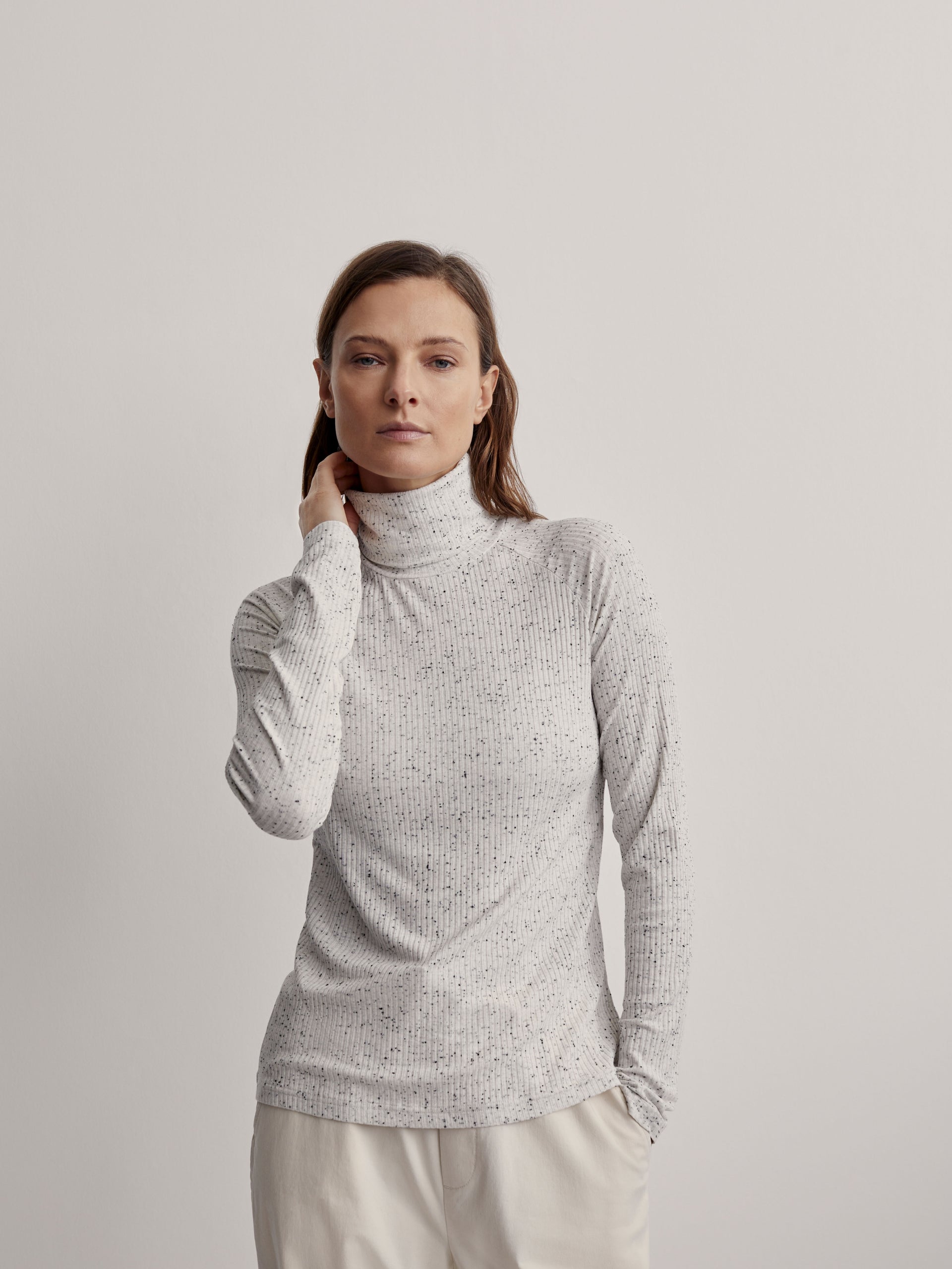 Roya Rollneck Long Sleeve Tee- Egret/Black