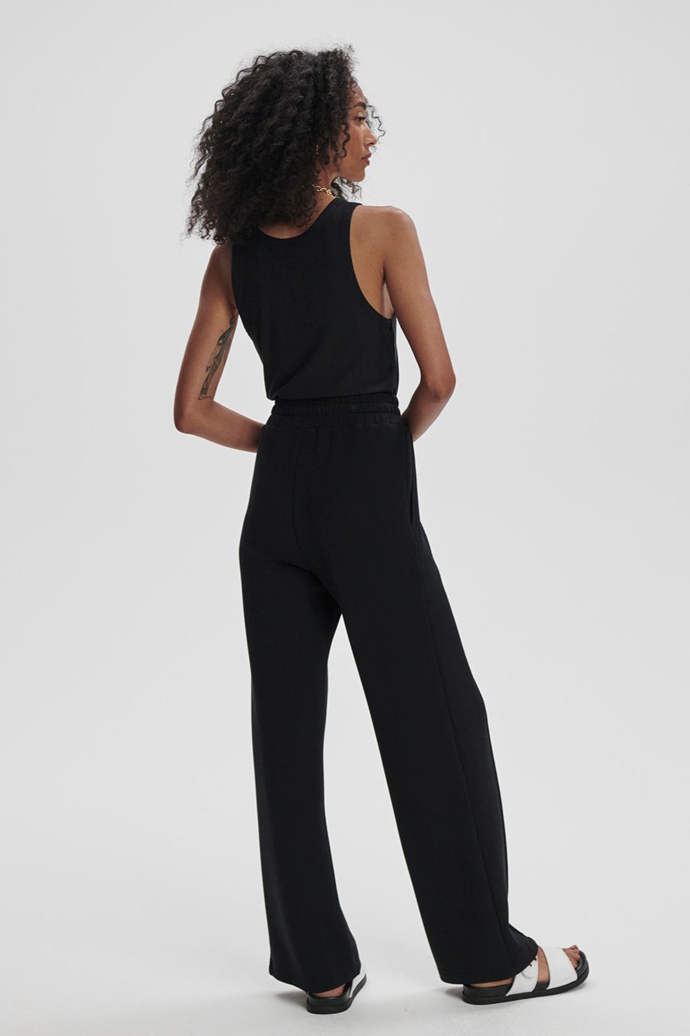 The Wide Leg Pant 30"—Black