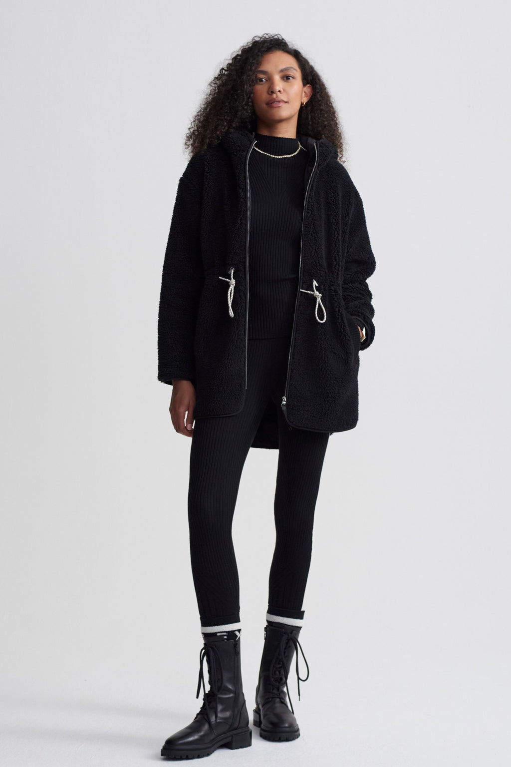 Lowens Sherpa Jacket- Black