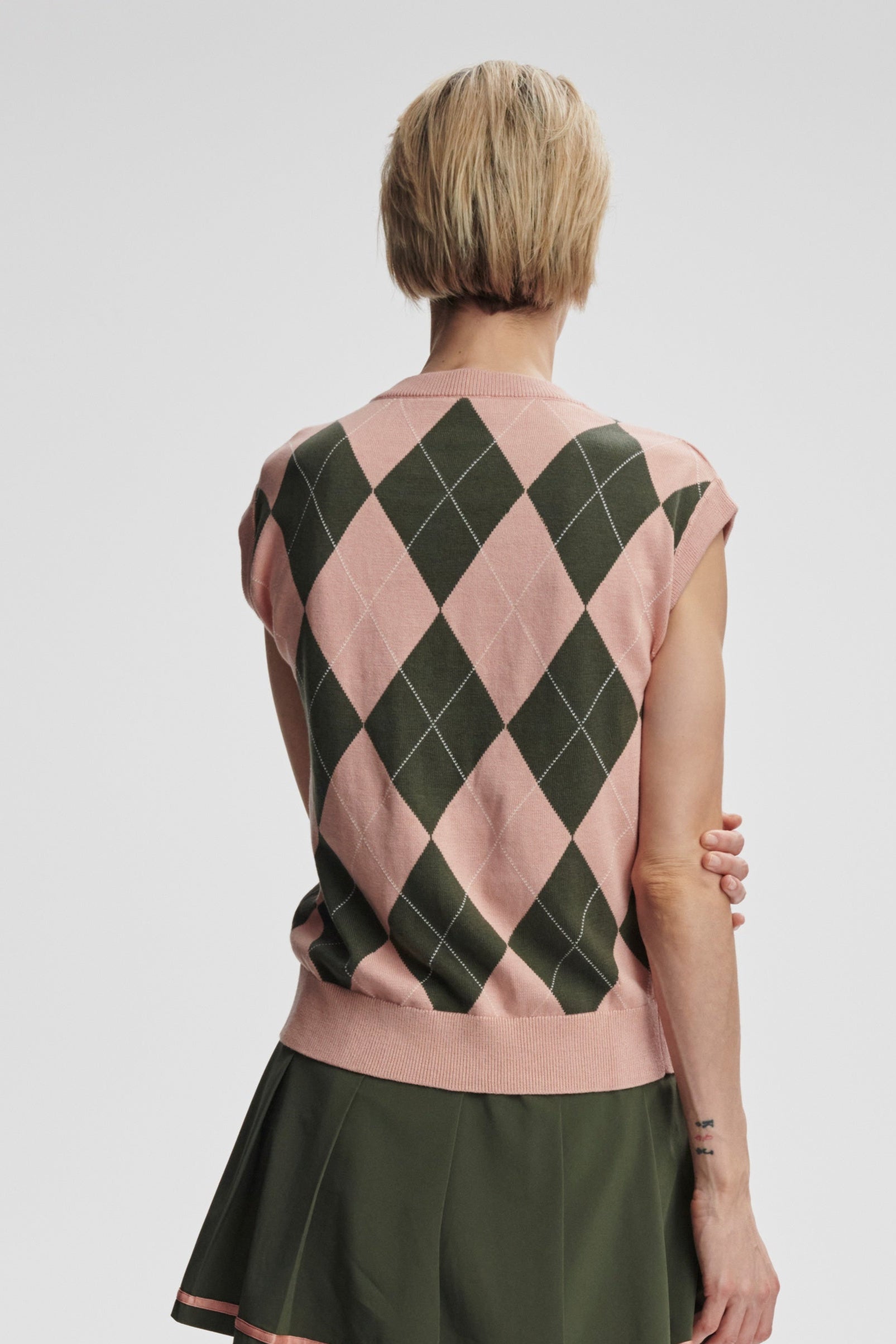 Avika Argyle Vest- Dusty Pink/Deep Ivy