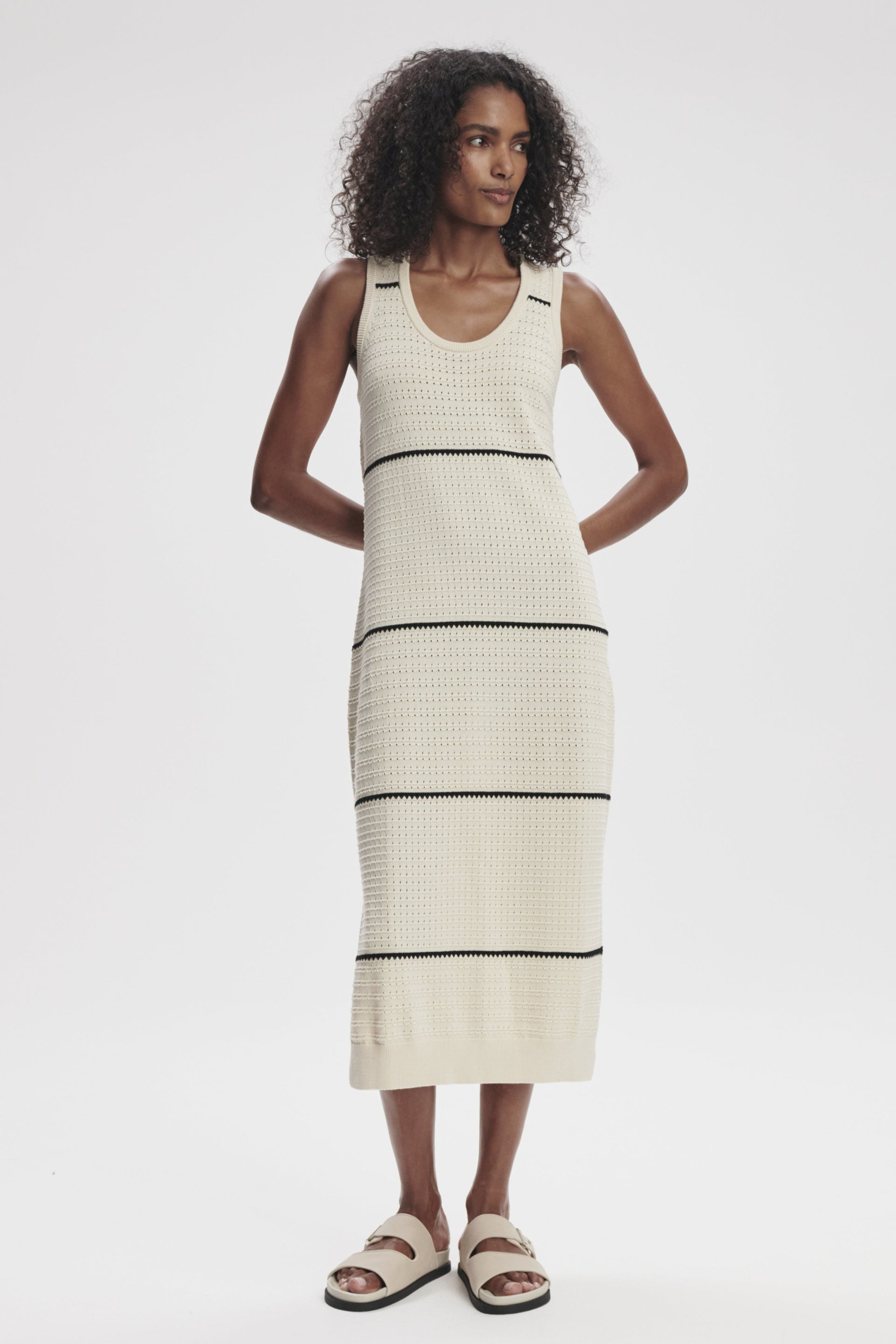 Scott Scoop Neck Midi Dress- Birch