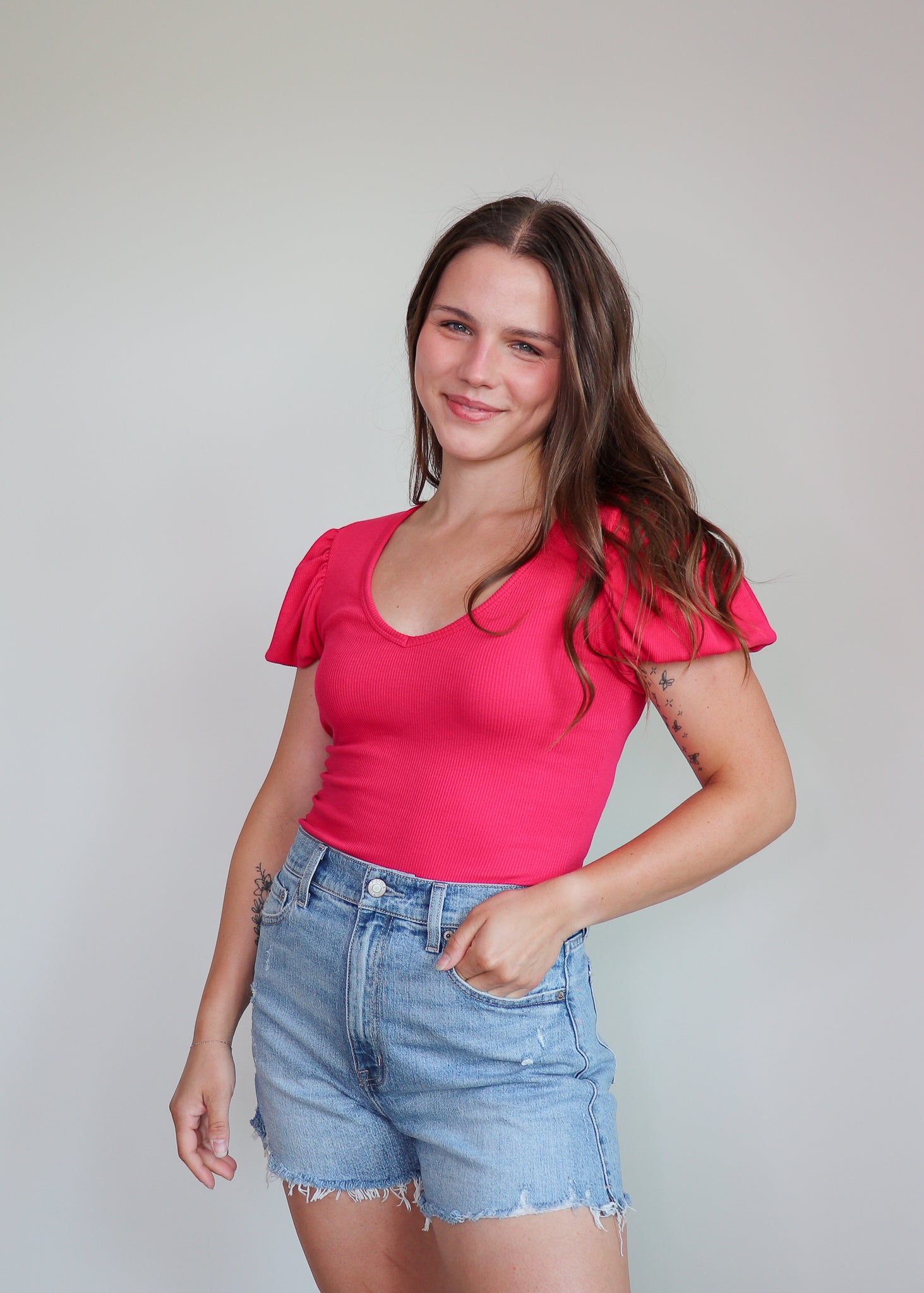 Nico Puff Sleeve V-Neck—Raspberry **Final Sale**