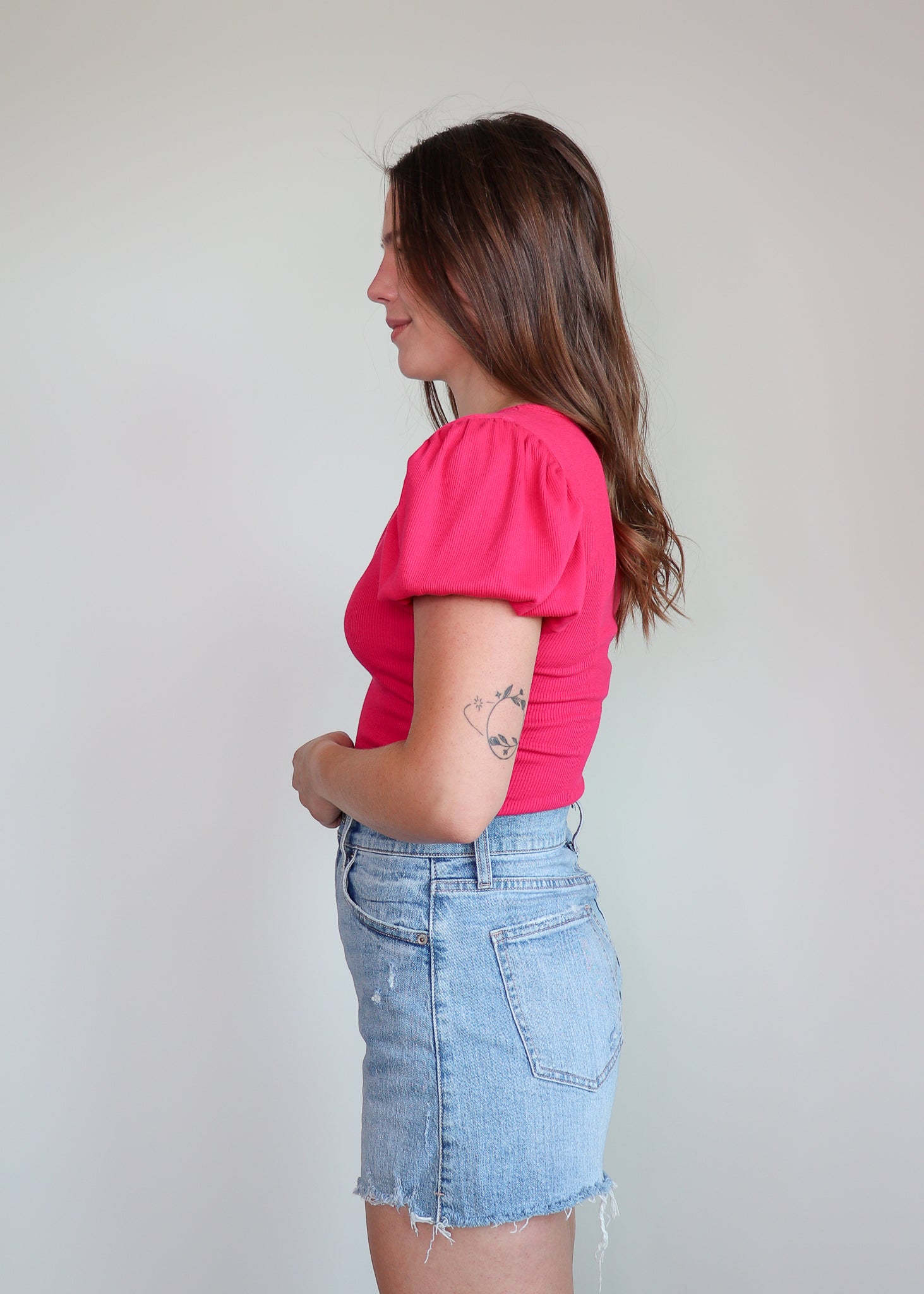 Nico Puff Sleeve V-Neck—Raspberry **Final Sale**