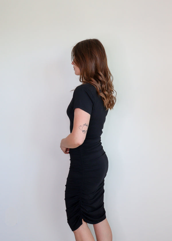 Side Shirred Short Sleeve Dress- Black