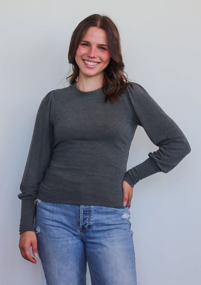 Fonda Puff Sleeve Top With Back Snaps