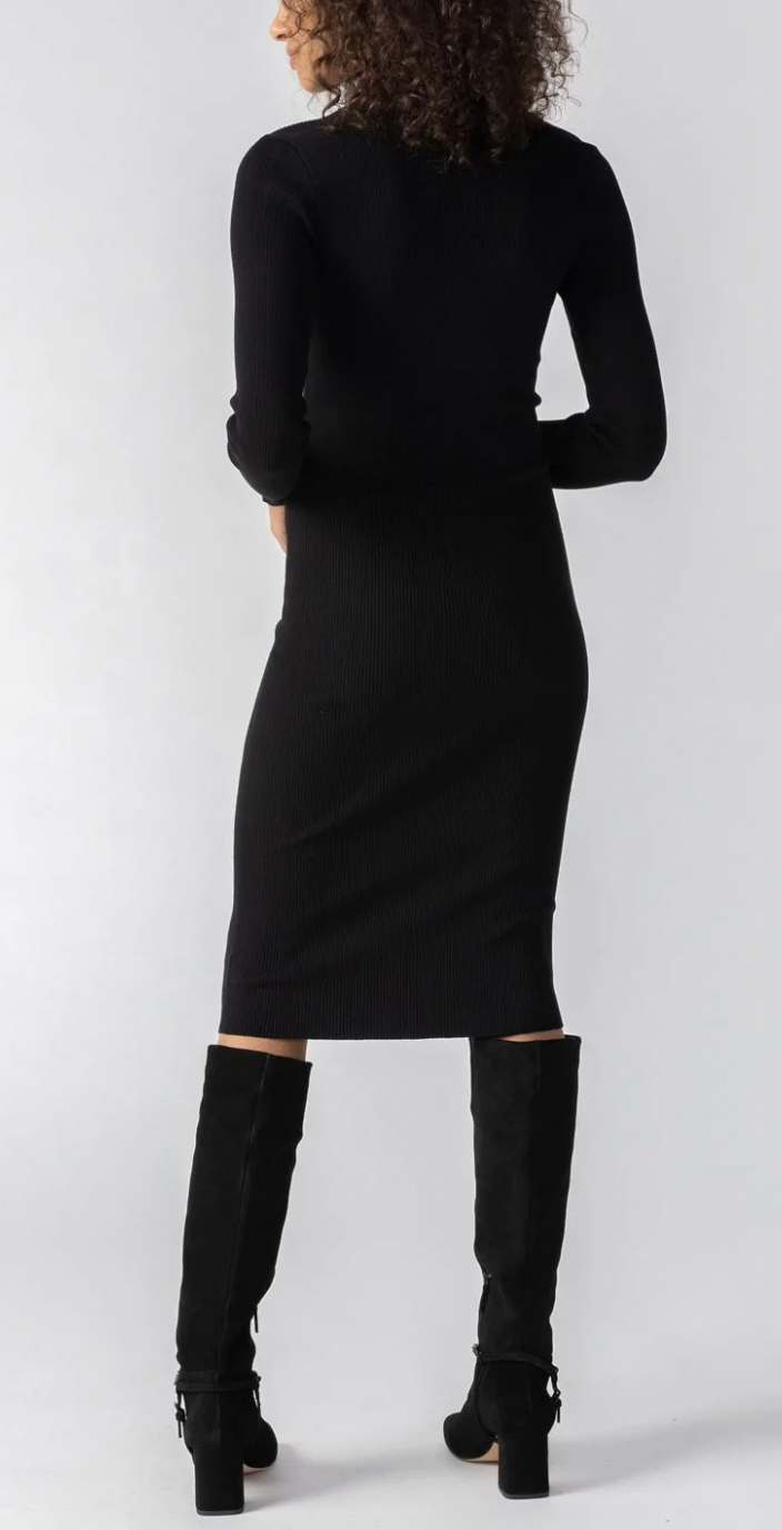 Ribbed Cut-Out Black Midi Dress